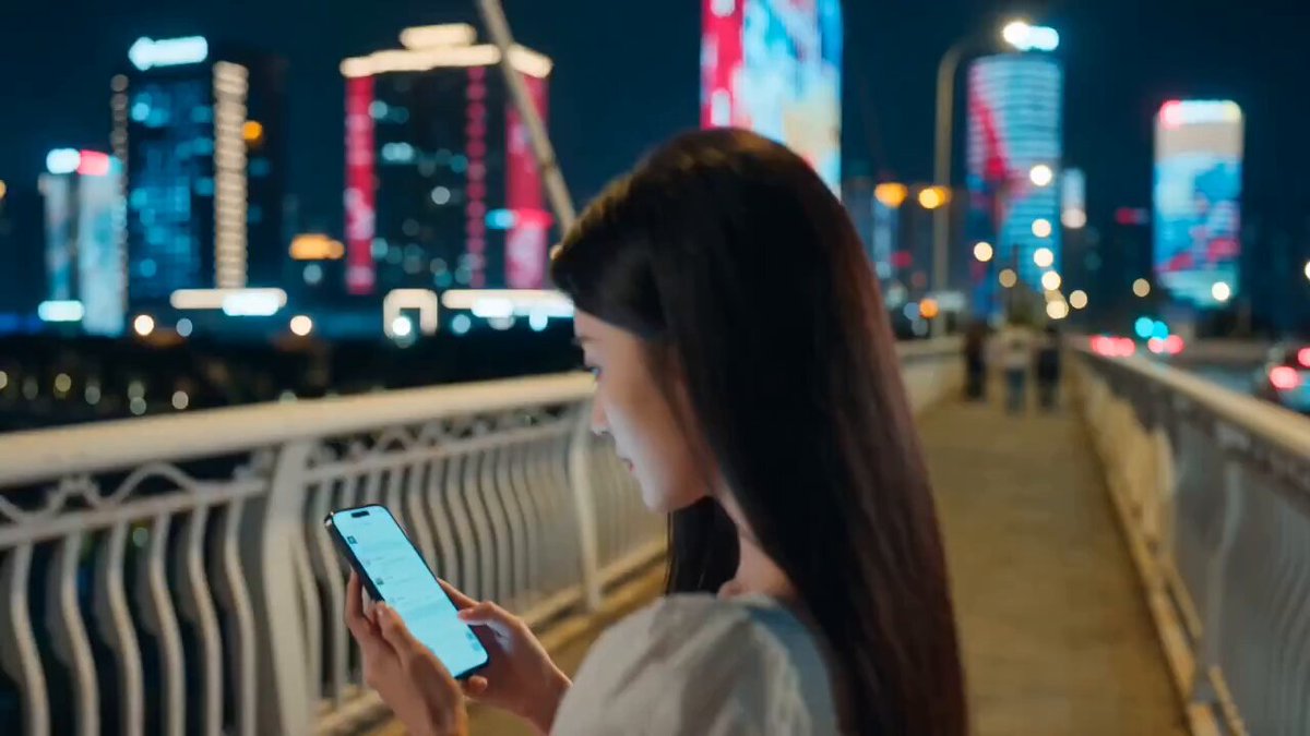 Time Travel Short Drama: Girl Falls