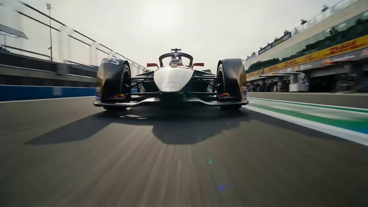 Cinematic Racing Onboard Grip Shot