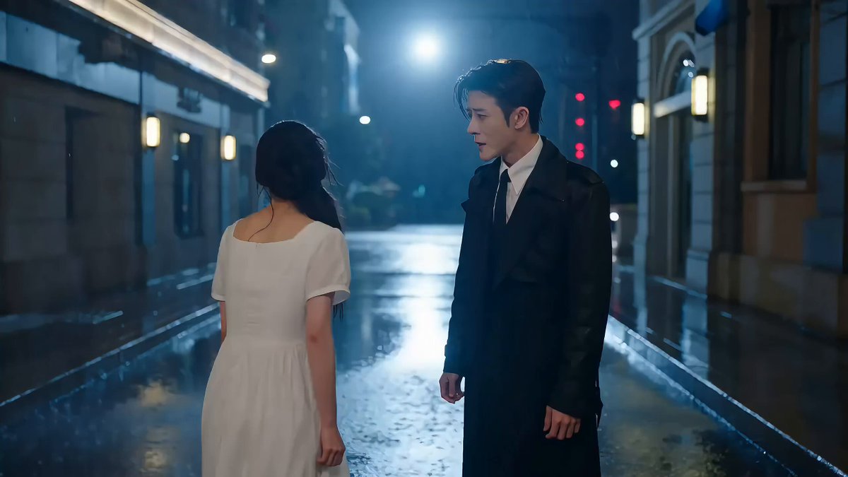 Rainy Night Breakup and Reunion Mini-Drama