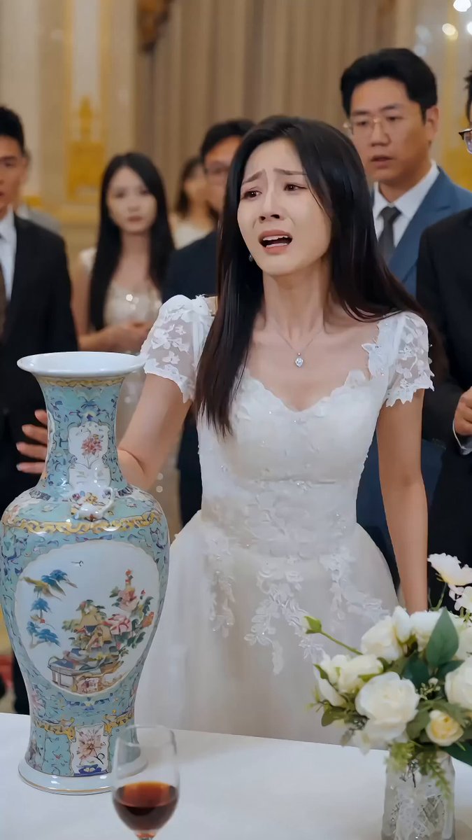 High Society Drama: Real Heiress Revenge