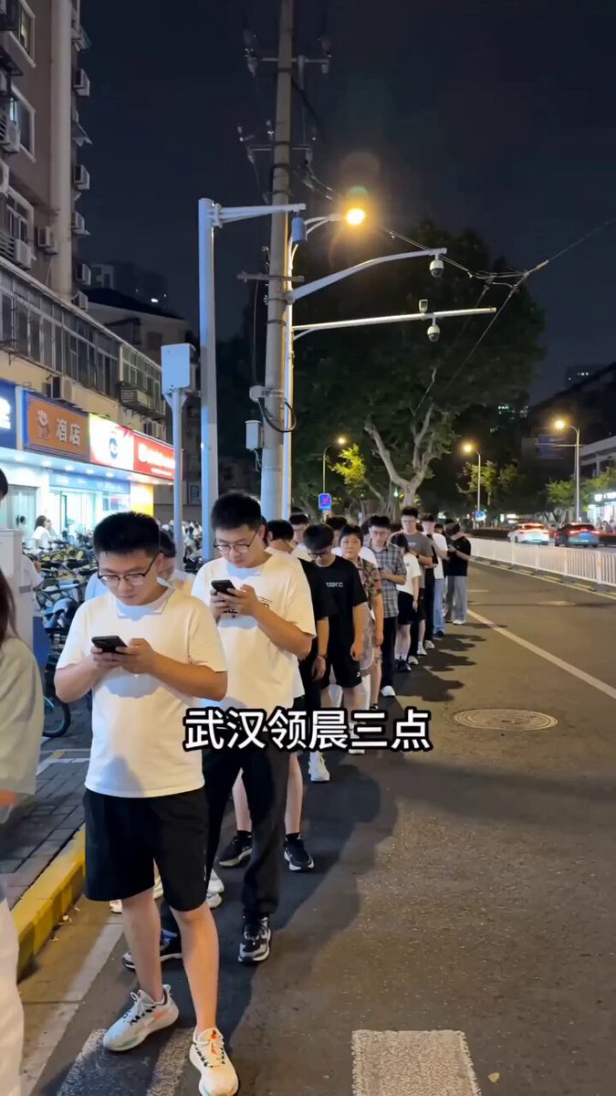 Midnight Street Interview: OpenClaw Queue